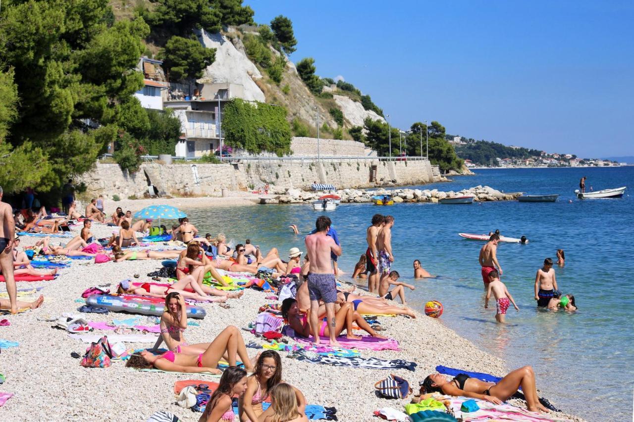 Apartments By The Sea Krilo Jesenice, Omis - 15145 Jesenice  Exterior foto